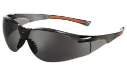 Univet 513.01.10.02 Çizilmez Koruyucu Gözlük Füme Siyah